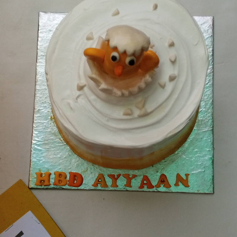 Chicken theme cake (3lbs