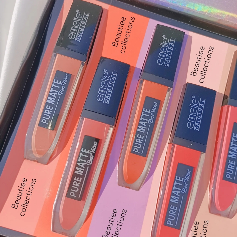 Emelie pure matte lip gloss trayb