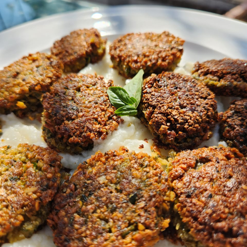 Falafel & Garlic Toum