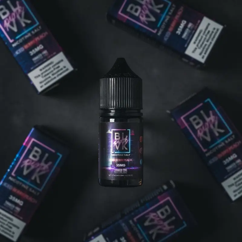 Iced berry peach by BLVK PINK 30ml bottle