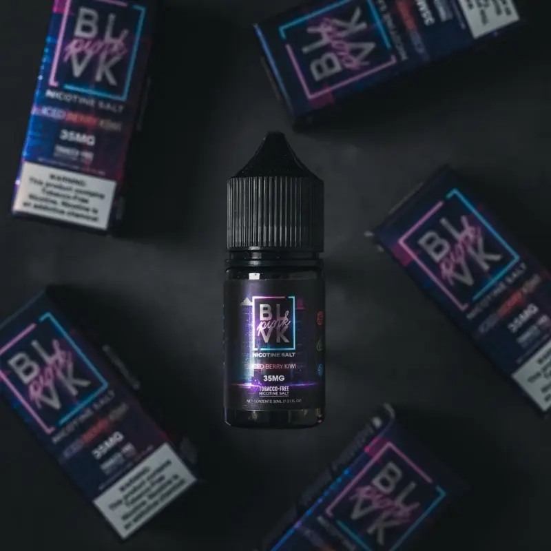 Iced berry kiwi by BLVK PINK 30ml bottle