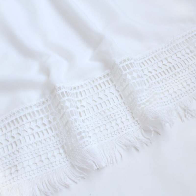 Daisy - White