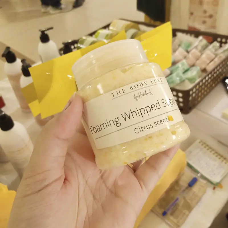 Citrus scented body scrub - Regular Size