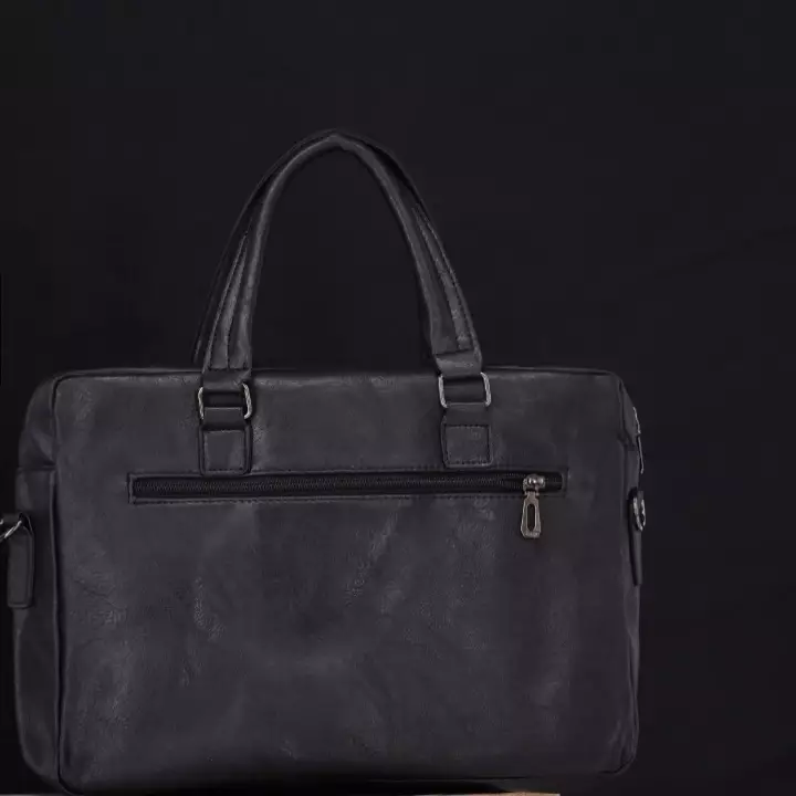 Laptop bag. O1