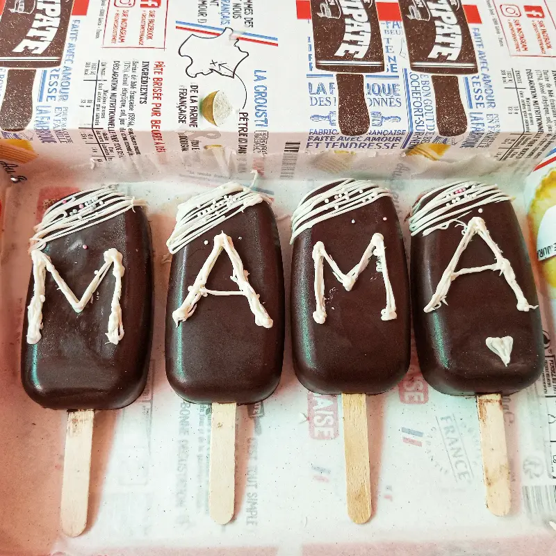 MAMA 