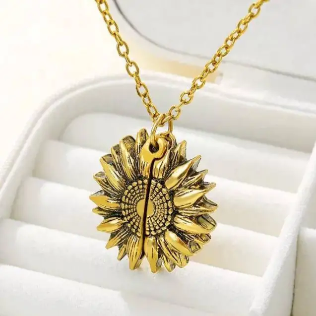 1 Pcs You Are My Sunshine Open Sunflower Necklace