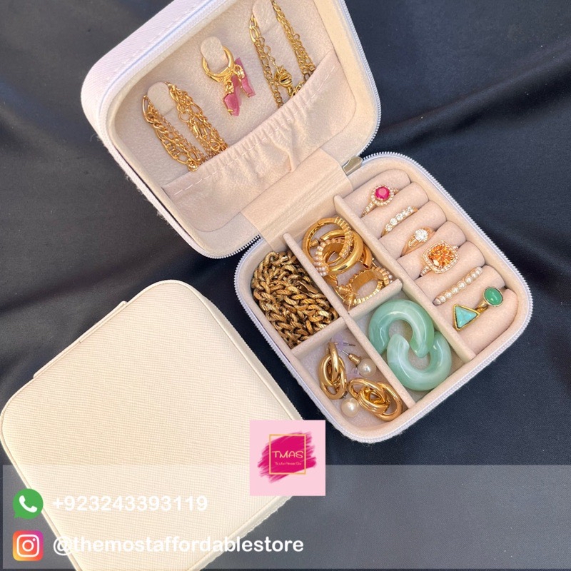 Mini jewellery organiser