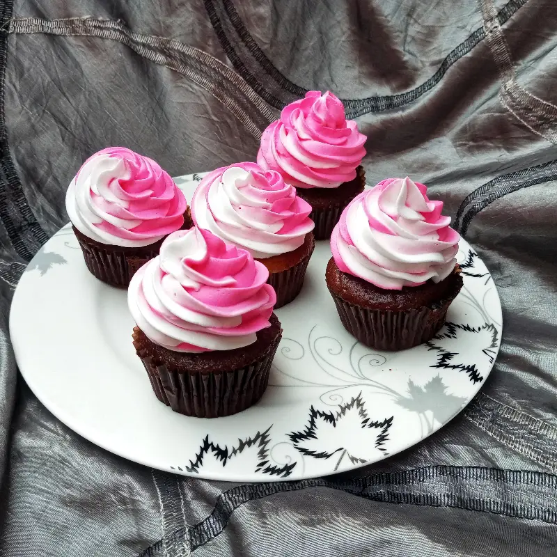 Two Toned Cupcakes
