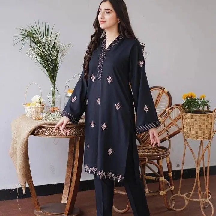   Fabric: Dhanak
  Shirt: Embroidered
  Sleeves: Embroidered
  Trouser: Plain
  Dupatta: Embroidered
  Cuttings: Shirt: 2.5 Gazz, Trouser: 2.5 Gazz, Dupatta: 2.5 Gazz
  Note: There might be 1-3 cm errors of dimension data due to pure manual measurement
  