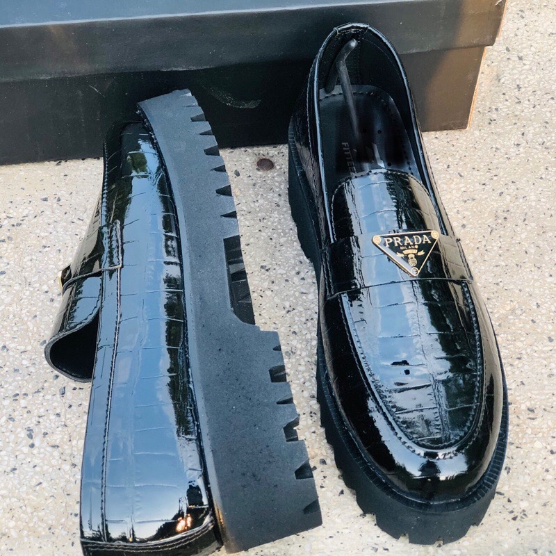 009-Prada Shoe