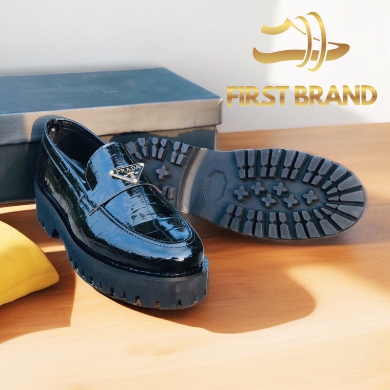 009-Prada Shoe