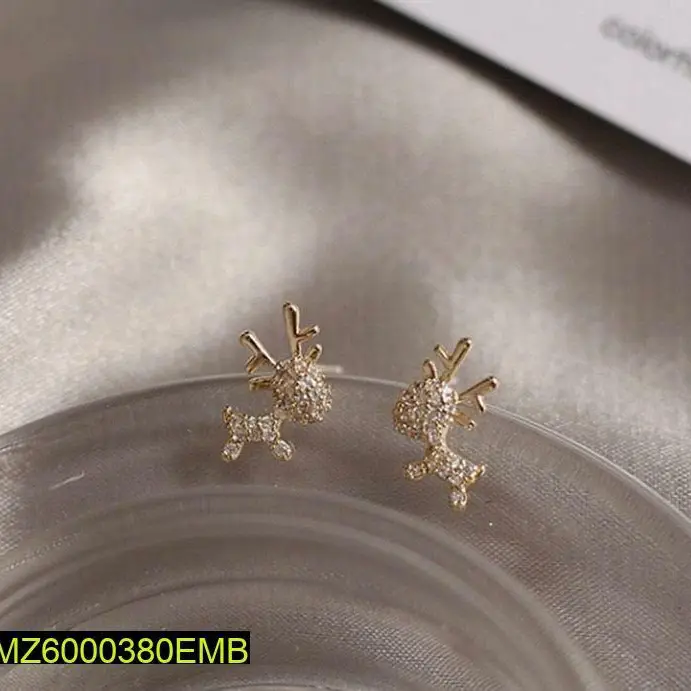 Character Fusion - Reindeer Studs