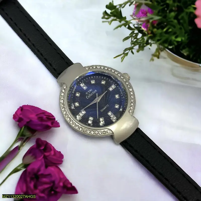 Luxury leather strap watch for women