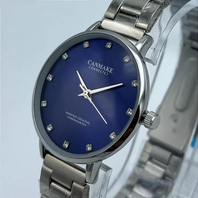 Women's classic analog watch