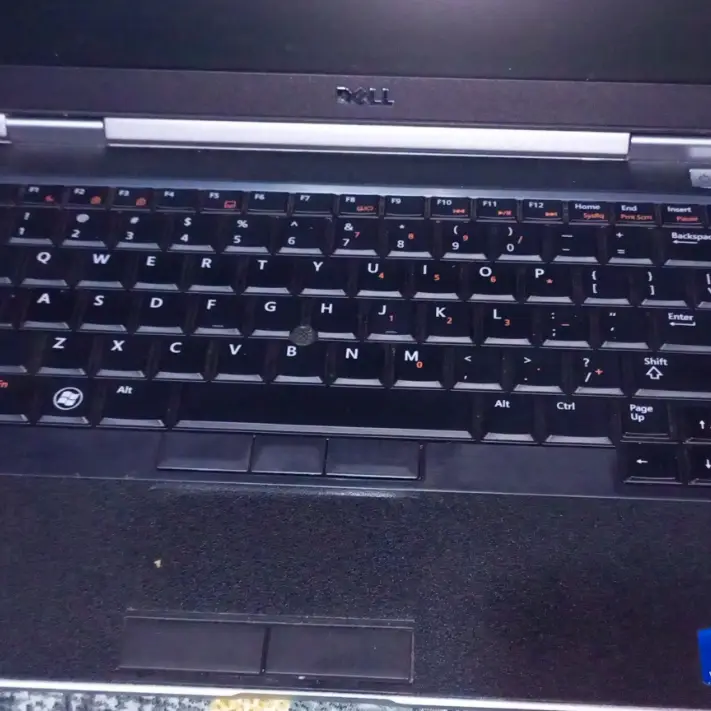 Dell Latitude 14" , 8 GB RAM, 500 GB Hard Disk