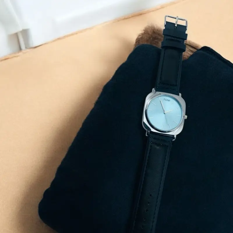TOMI Leather Strap Watch