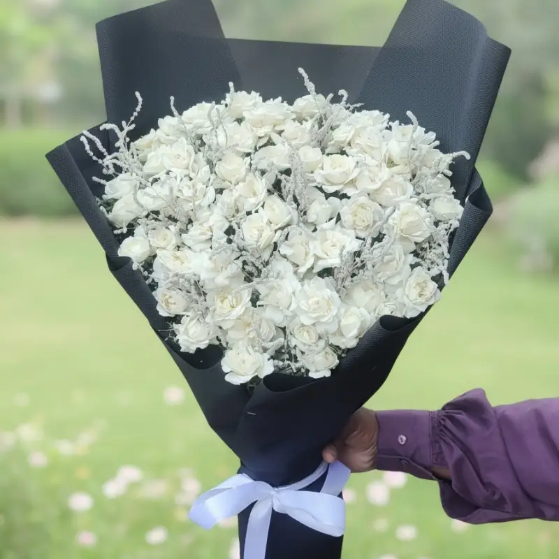 Fresh Flower White Roses Bouquet