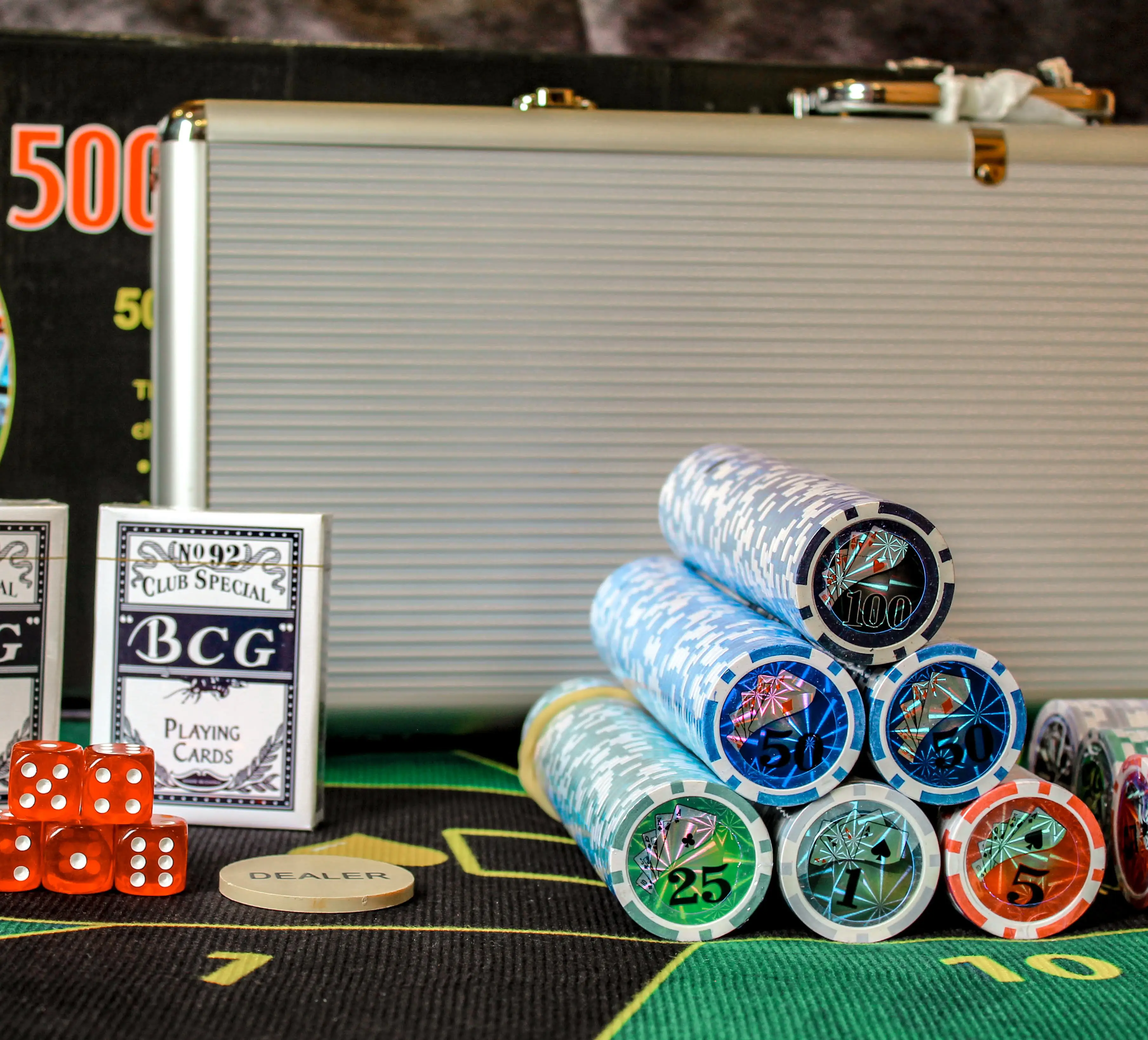 Premium Poker Chips Briefcase (300/500)