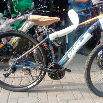 WOLF 27.5 INCH BICYCLE ALLOY BODY