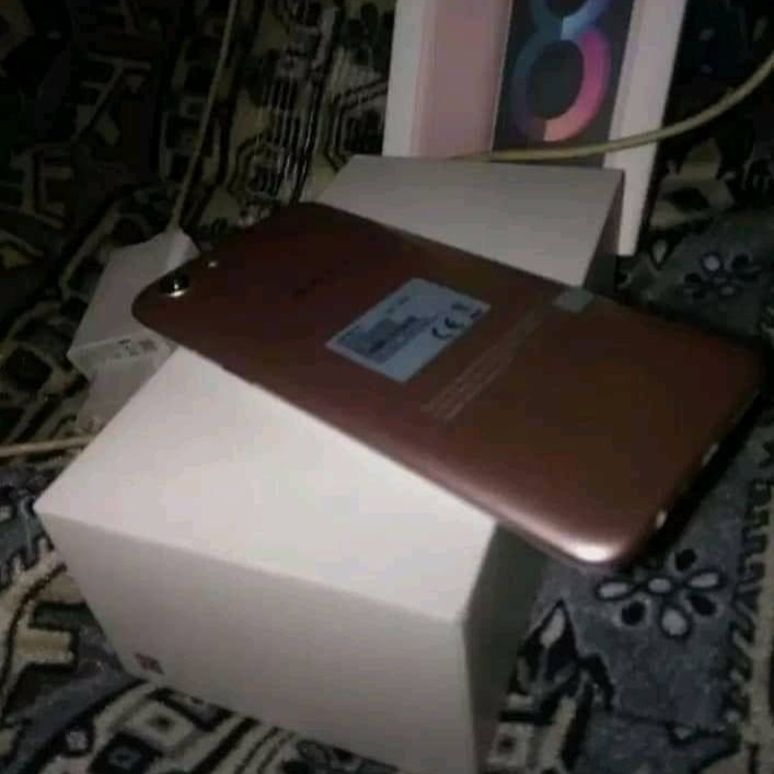 Oppo A83