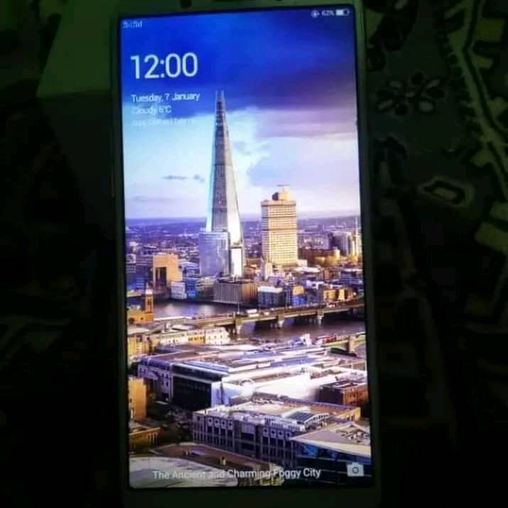 Oppo A83