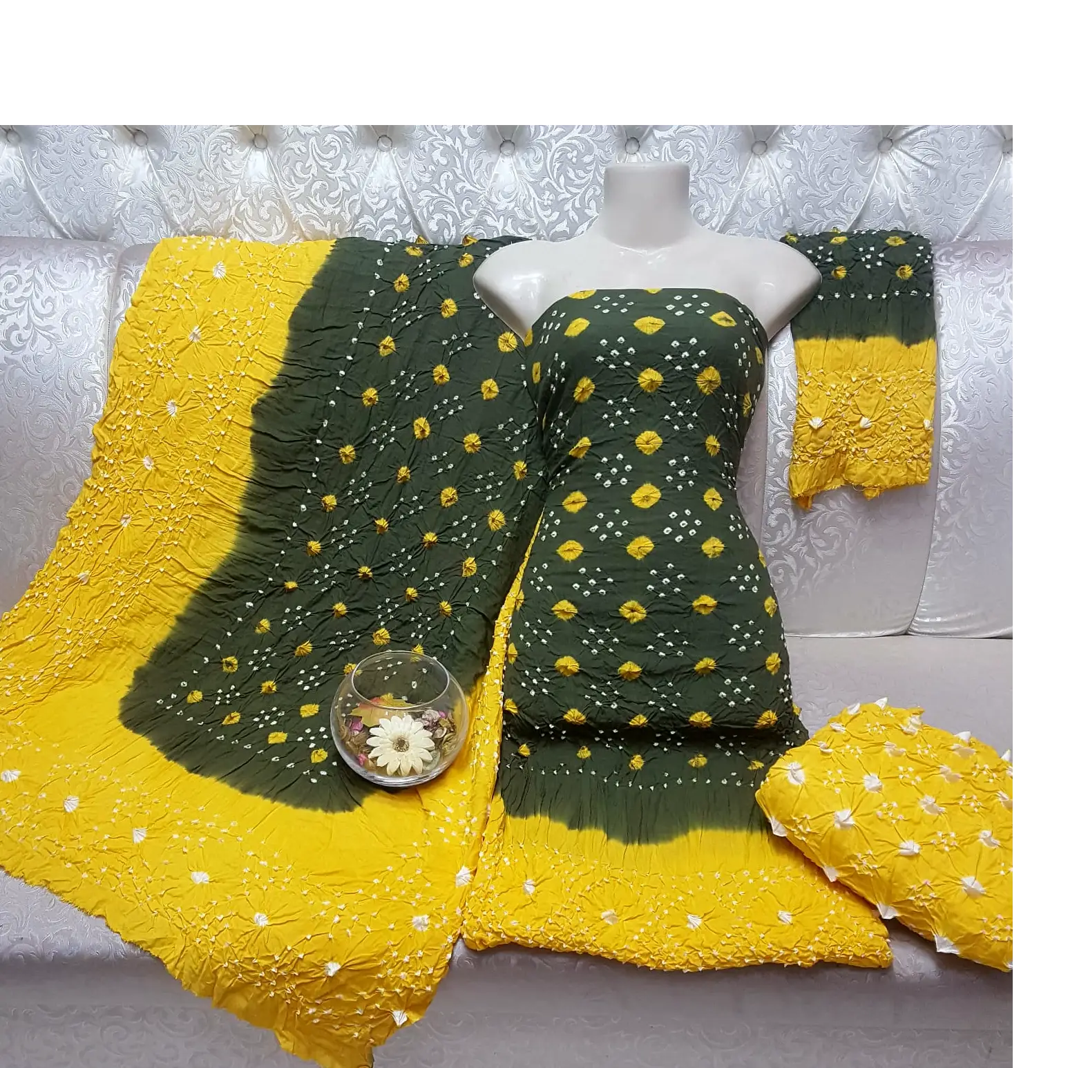 Royal Bahawalpuri Chunri 4PC Lawn Suit  Handcrafted Elegance