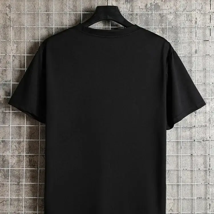 Half Sleeve t-shirt for men in Black