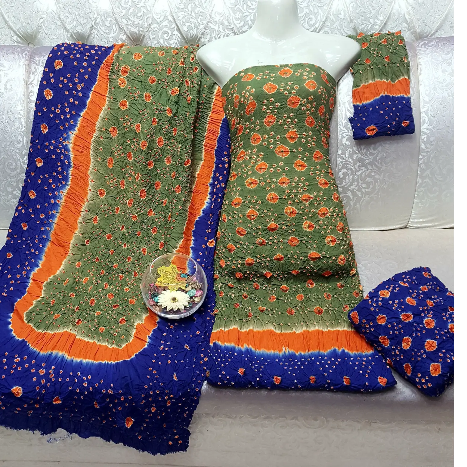 Royal Bahawalpuri Chunri 4PC Lawn Suit  Handcrafted Elegance