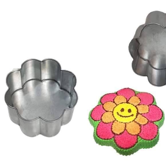 Flower Shape Cake Pan 6×3 Inch Deep Tin Material.