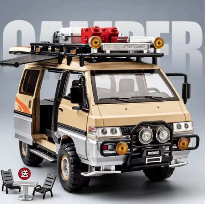 1:24 Mitsubishi Delica Off-Road MPV Metal Alloy Car Model