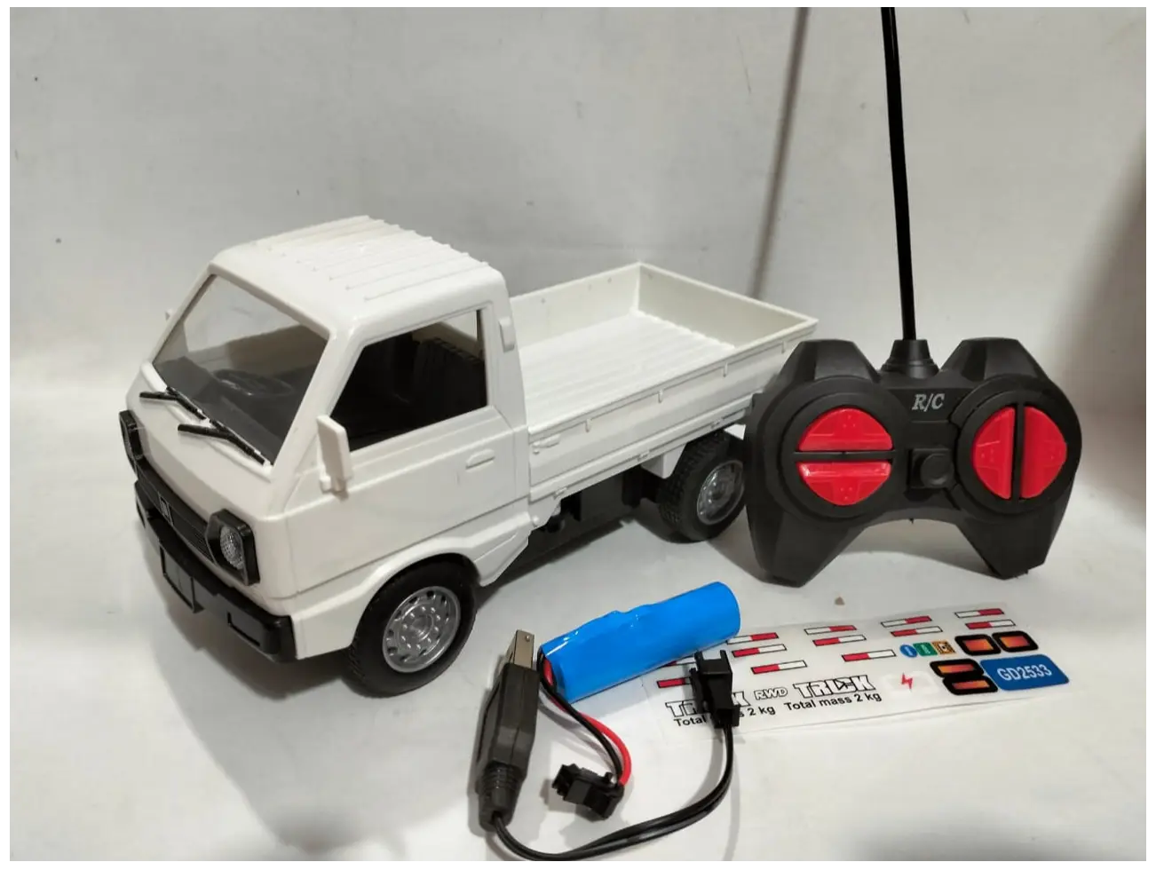 Remote Control Suzuki Pickup 27MHz Drift Speed Model Truck with chargable battery
