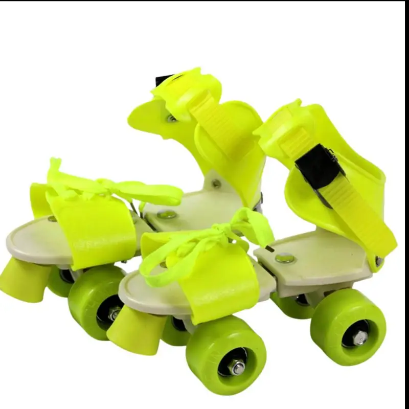 Pair of Adjustable Roller Skates Shoes 4 Wheel Skating Shoes
