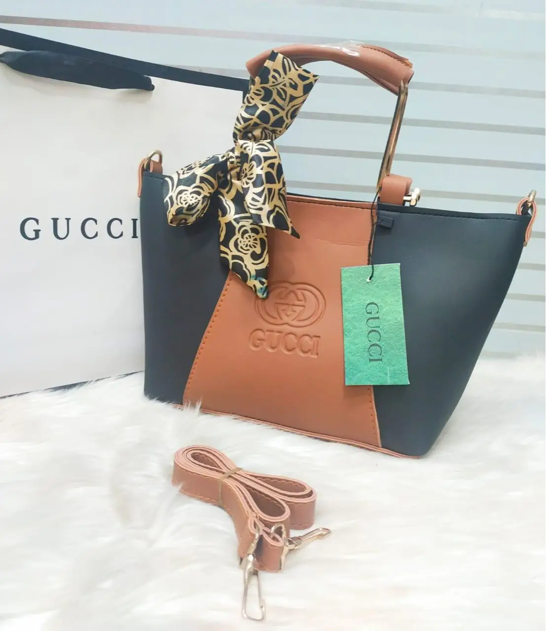 High Quality Gucci Handbag With Random Scarf And Long Belt