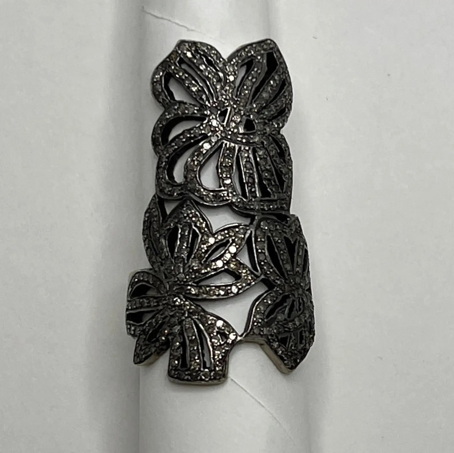 GRAY DIAMOND SHIELD RING