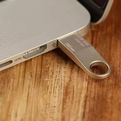 Kingston 16 GB Data Traveler SE9 High Speed 3.1 Flash