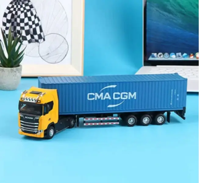 1:50 Scale Diecast Alloy Truck Head Model Toy Container Truck Pull Back With Light
